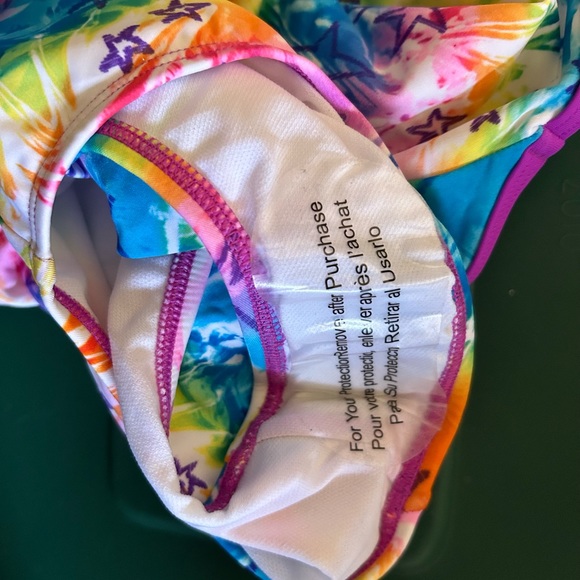 BNWT Speedo size 12 one piece racer back swimsuit - Picture 3 of 4